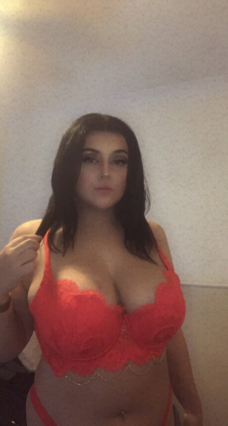 Spanishcandy_ star hot photos