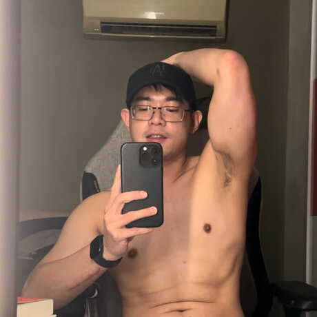 friendlyfun naked actress pic