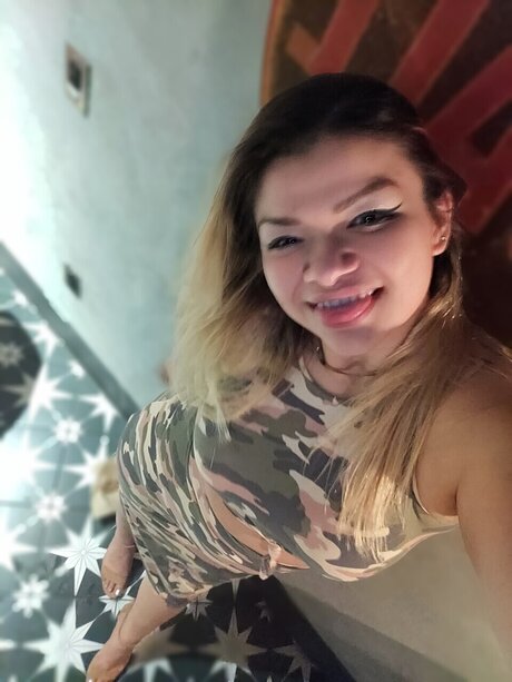 Minxkitten25 model pretty pictures