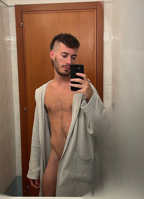 Ilprofdigeometria best model pic