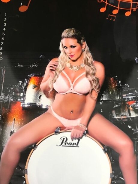 small onlyfans free image