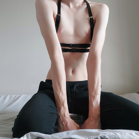 Un__attainable_ pornstar beautiful pic