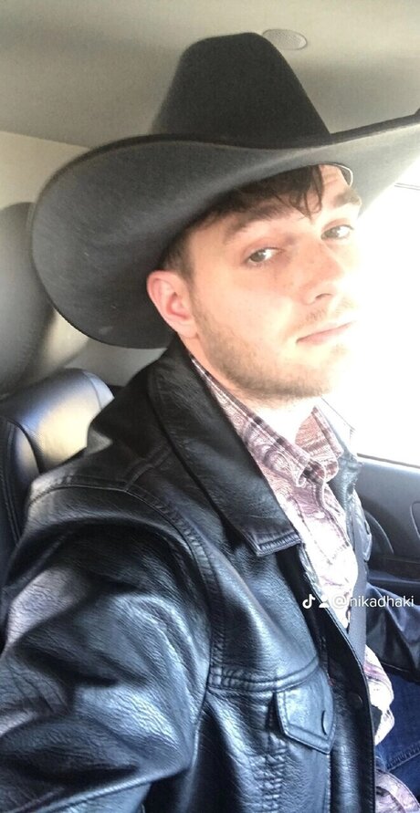 Neko Dhaki pretty star photos