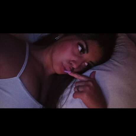 Babyrossi_ exclusive pornstar image