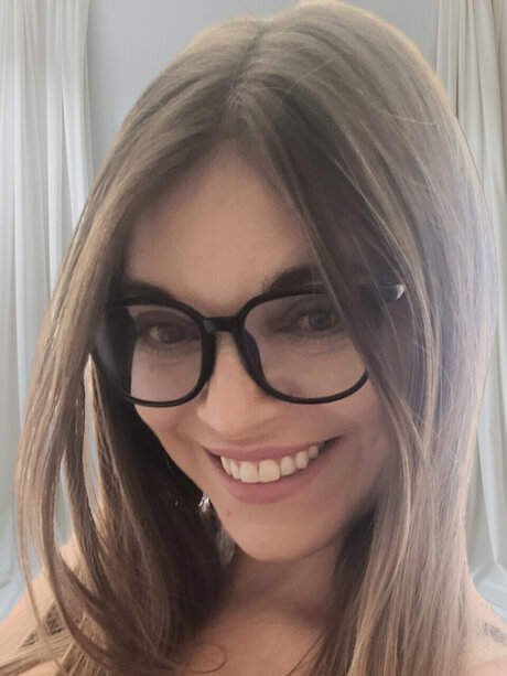 Avril_ hd star photos