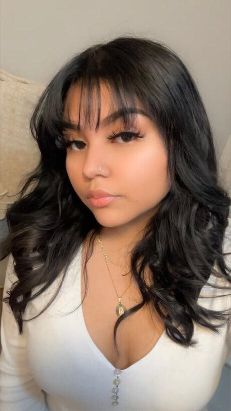 Leslie star nudes images