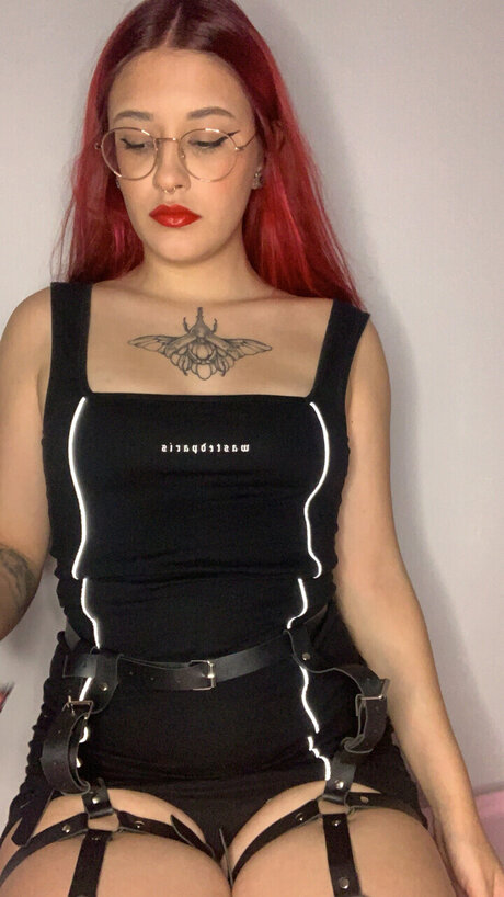 ZerahX_ sexy pornstar picture