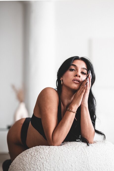 Gina Marie xxx actress image