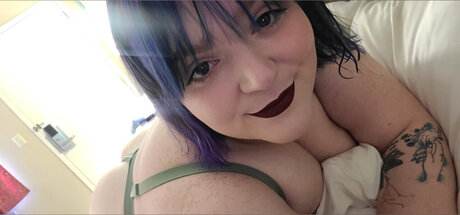 Naida porn actress gallery