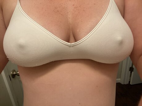 Mary James star pics