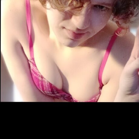 old young lesbian onlyfans sex gallery