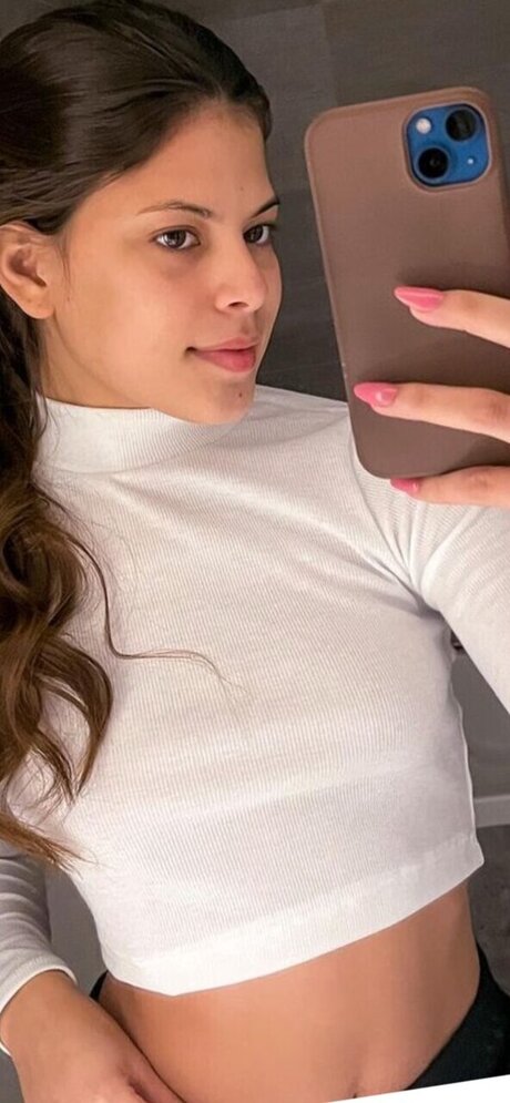 Ana Cec lia star naked pics