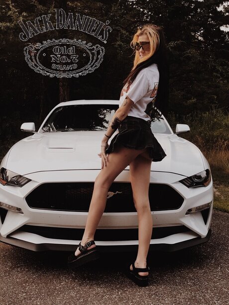 TattedAMOR21 model sex img