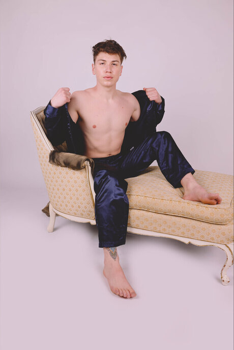 NiccBich VIP_ art actress picture