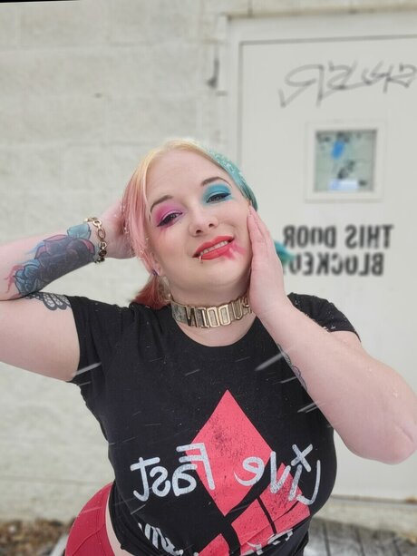 _VickiDoll_ pretty model photos