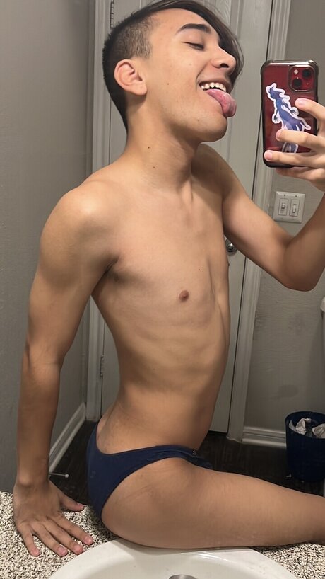 Leo Valentino model free pics