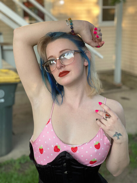 Cassie Quill high quality model image