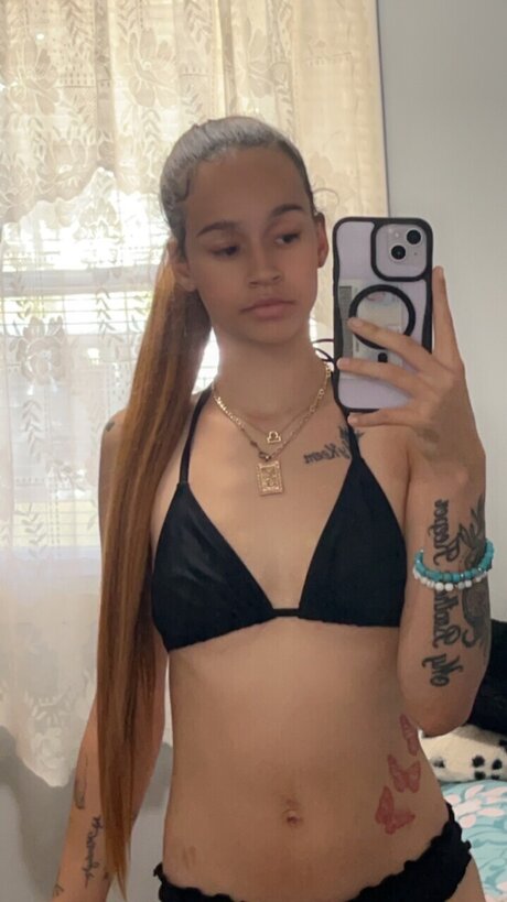 Tiana White pornographic star img