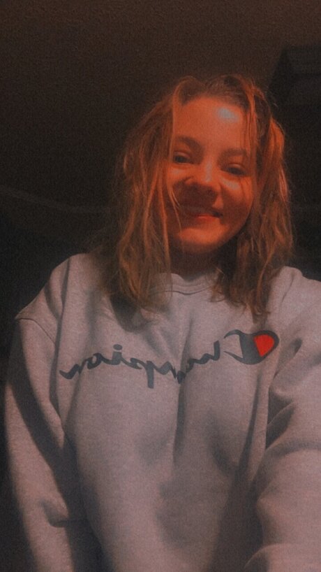 Marie4420 pornstar adult pics