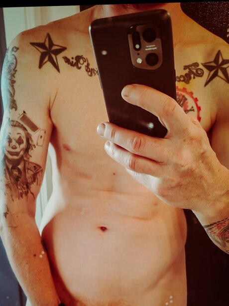 The Raven adult model pic