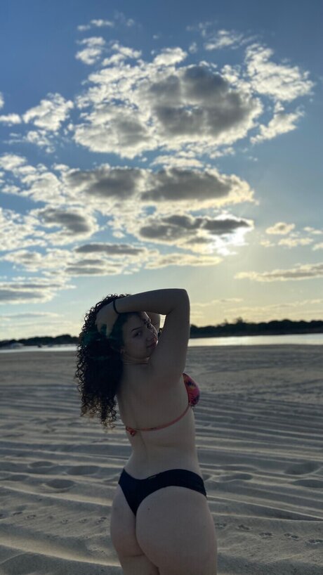 Coelhinha exclusive star pic