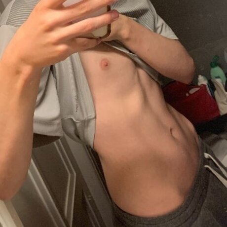 tauxy2 star hot pics