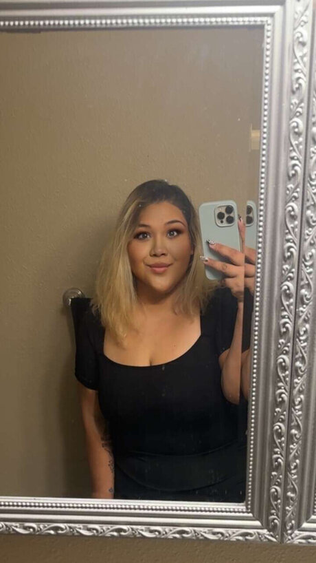 ukraine teen onlyfans hot picture