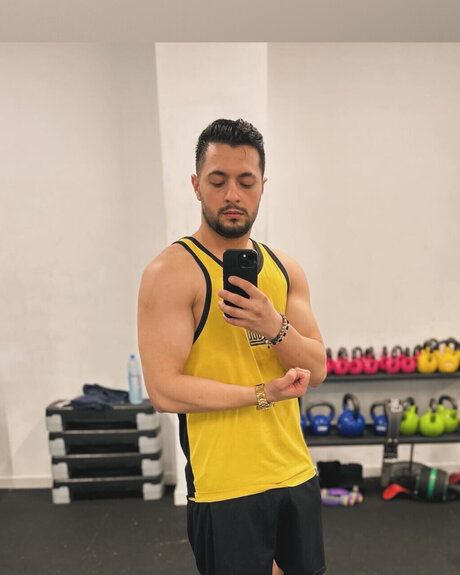 Gold top pornstar img