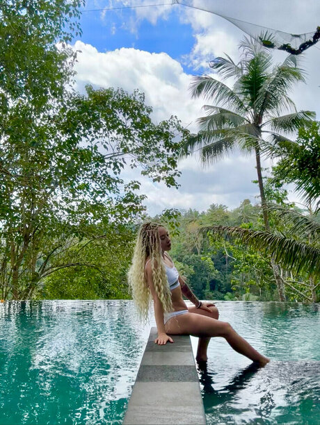 Asrai exclusive actress image