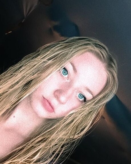 shemale cum in mouth onlyfans erotic gallery