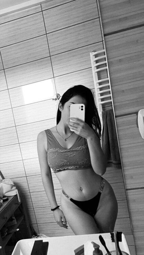 Nastia adult model picture