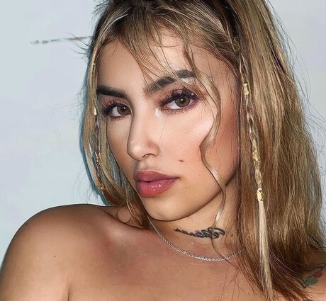 Camila Dreams pornstar adult pictures