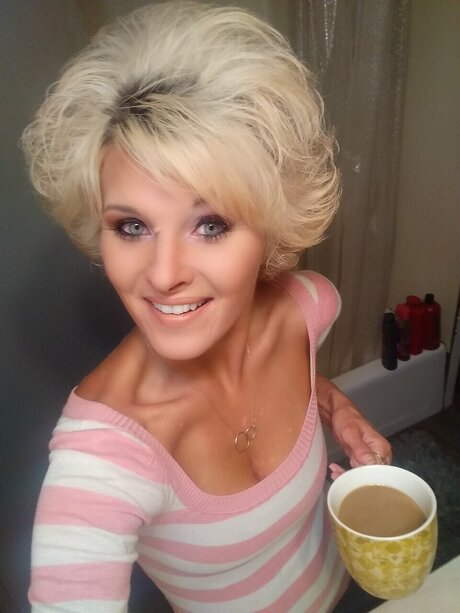 BackwoodsBarbie perfect actress pic