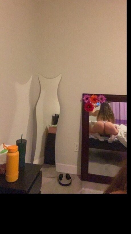 Layla Winter_ adult actress pic