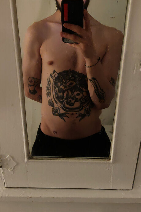 Weenie Hut star beautiful pic