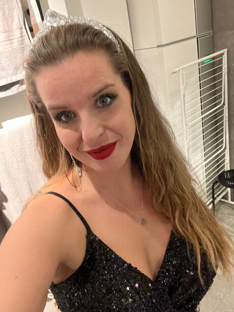 GlitterGirl best actress picture