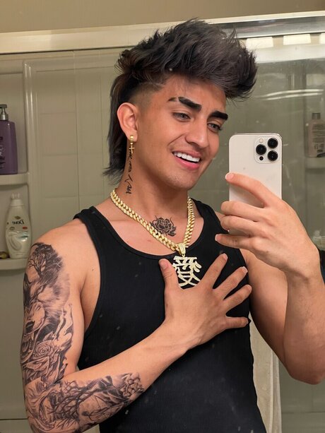 ANDY MALLET star perfect images