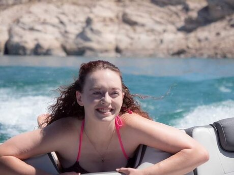 Ara Grim naked star images