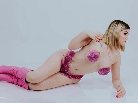 YessyBernal top model images