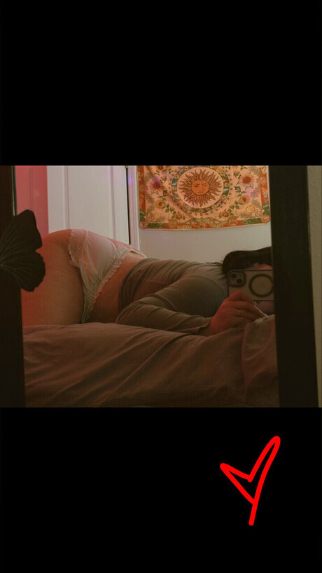 Treasure_ art model picture