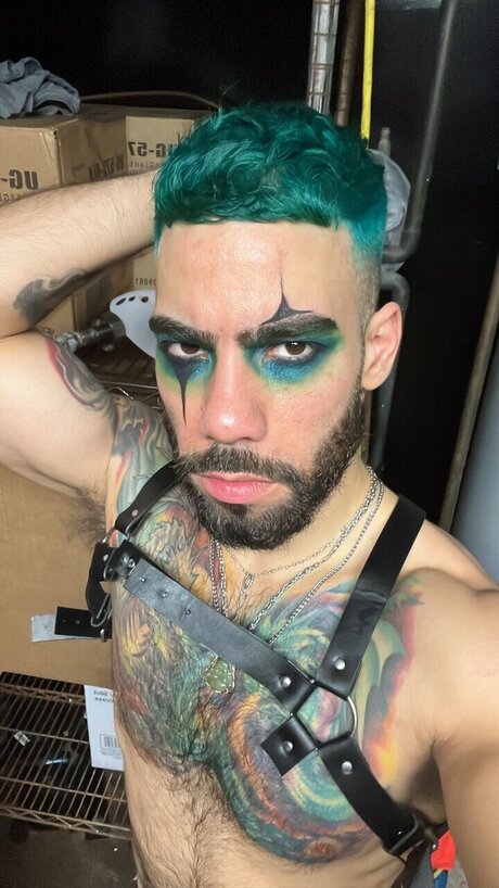 Papi Suave sex model images