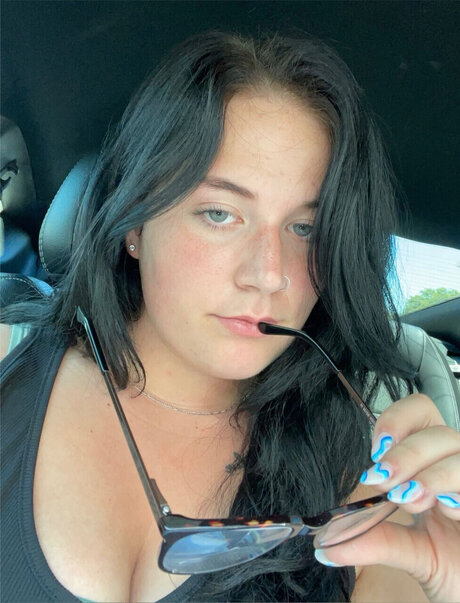 Scarlett Ivy star adult images