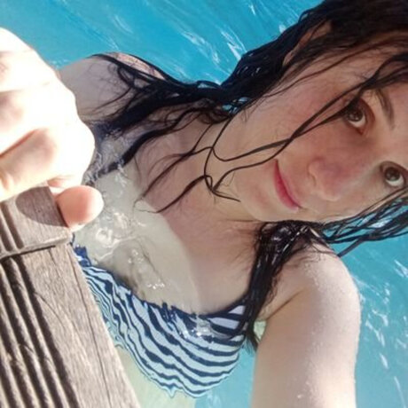 Emilune pretty pornstar archive