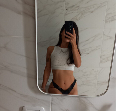 AINA_ sexy model galleries