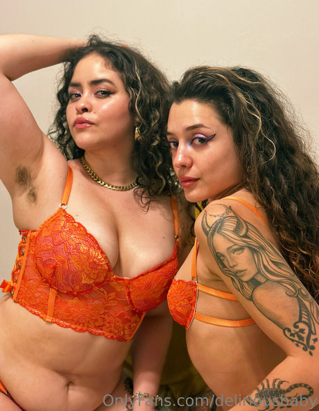 deliriousbaby nudes model pictures