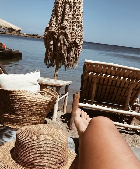 femdom facesitting onlyfans art nude pic