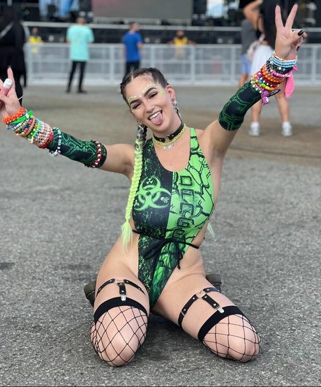 nerdy onlyfans hot xxx archive