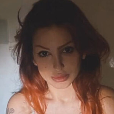 Lindsay Woods pornstar hd gallery