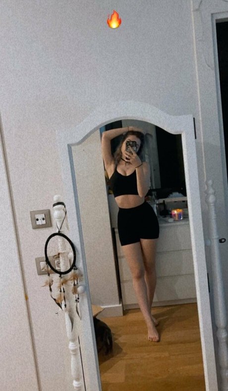 Monica Jimenez free model pics