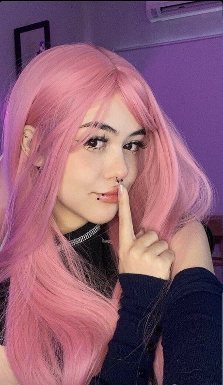 Say Cat Pe beautiful star pic